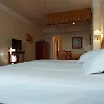 Hotel Alameda Palace 5*