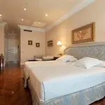 Alameda Palace