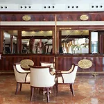 Alameda Palace