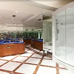 Alameda Palace Hotel 5*