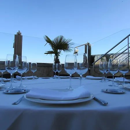 Hotel Alameda Palace