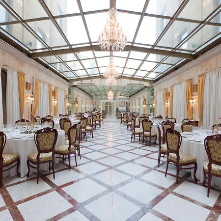 Alameda Palace 5*
