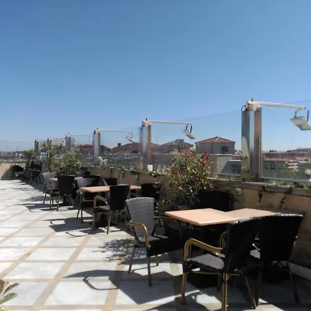 Alameda Palace Hotel 5*