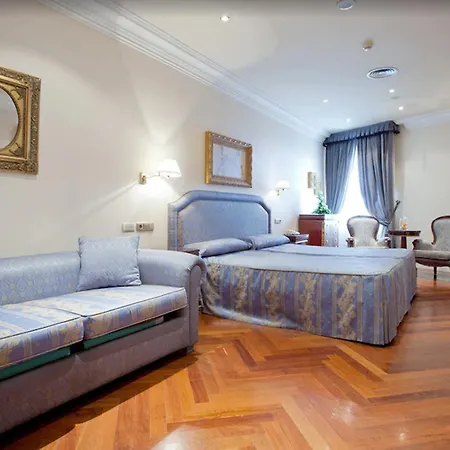 Alameda Palace Hotel 5*