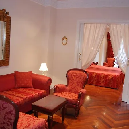 Hotel Alameda Palace