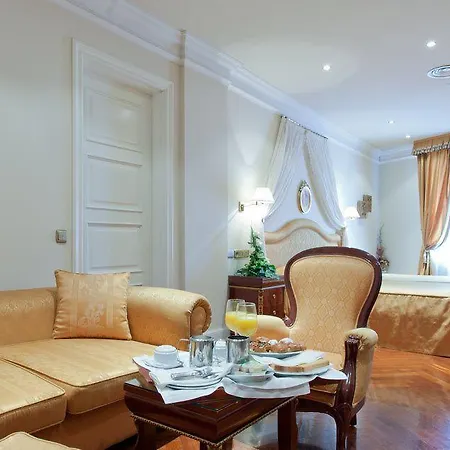 Alameda Palace מלון 5*