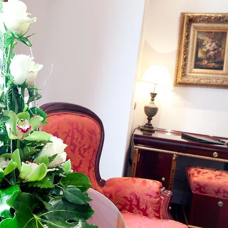 Alameda Palace Hotel 5*