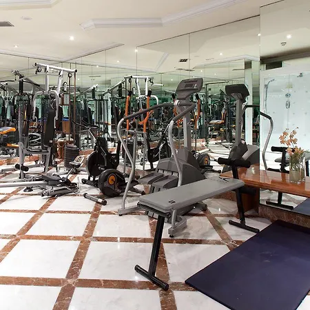 Alameda Palace מלון