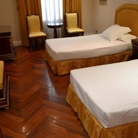 Alameda Palace מלון 5*