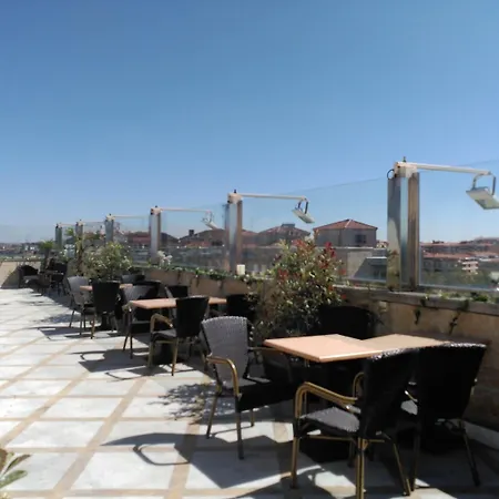 Hotel Alameda Palace 5*