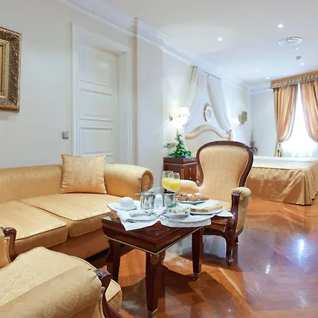 Alameda Palace 5* Salamanka