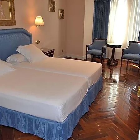 Alameda Palace 5*