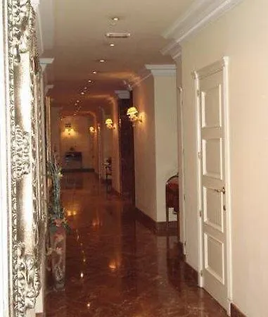 Alameda Palace 5*