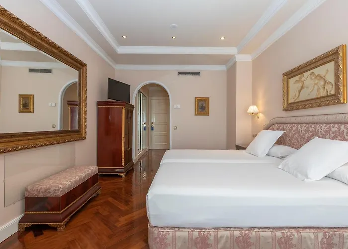 알라메다 팰리스 호텔