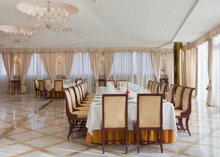 호텔 알라메다 팰리스