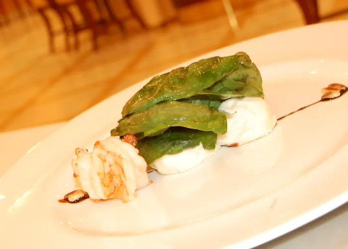 阿拉梅达宫酒店 酒店 5*