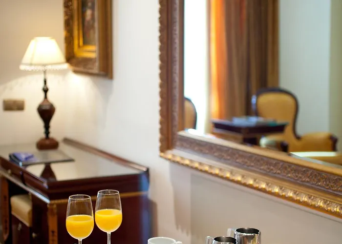 알라메다 팰리스 호텔