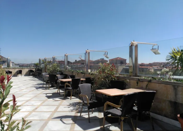 酒店 阿拉梅达宫酒店 5*