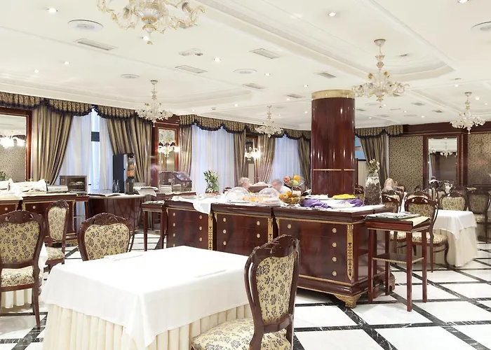 酒店 阿拉梅达宫酒店